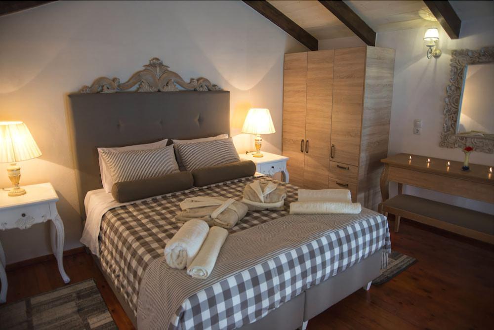 Porto Enetiko Suites Rethymno Exterior foto