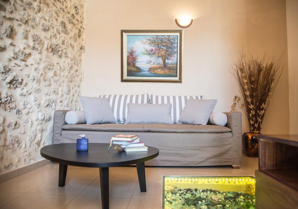 Porto Enetiko Suites Rethymno Quarto foto