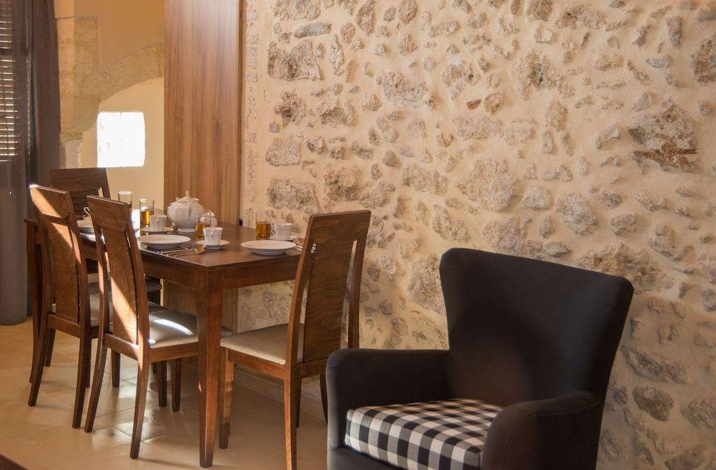Porto Enetiko Suites Rethymno Quarto foto