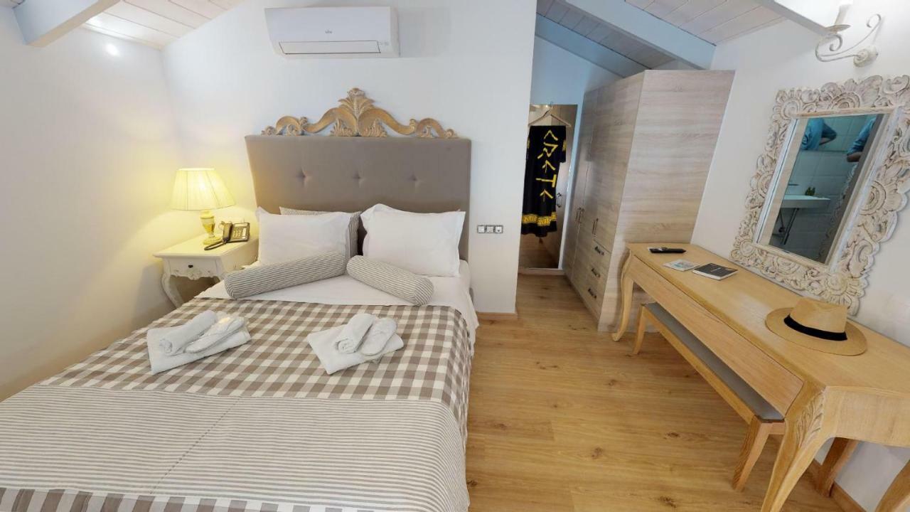 Porto Enetiko Suites Rethymno Exterior foto